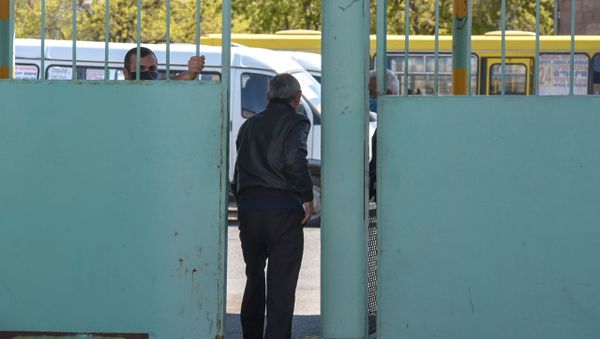 Акция протеста водителей общественного транспорта (14 апреля 2020). Еревaн - Sputnik Արմենիա