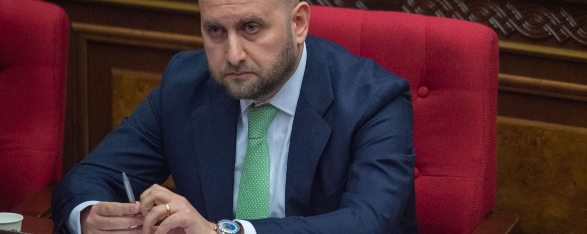 Кандидат на пост председателя ЦБ Мартин Галстян на заседании Национального собрания (16 апреля 2020). Еревaн - Sputnik Արմենիա, 1920, 04.05.2021