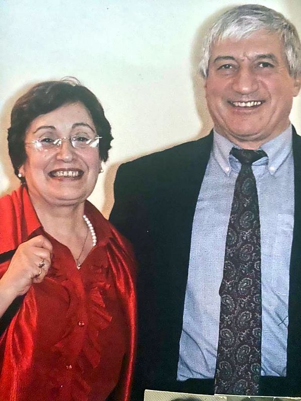 Это реально страшно: дочь Мишика Казаряна правдиво о Covid-19 Это реально страшно: дочь Мишика Казаряна правдиво о Covid-19 - Sputnik Армения