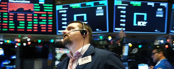 Tрейдеры на площадке Нью-Йоркской фондовой биржи (3 января 2020). Нью-Йорк - Sputnik Армения