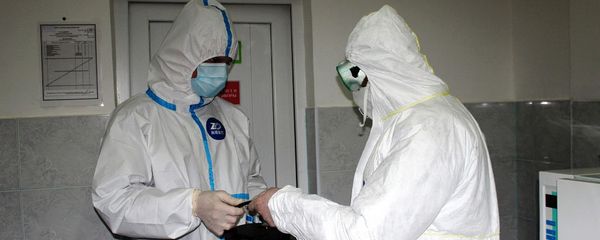 Специалисты МО РФ мобильной лаборатории по диагностике коронавируса провели тесты в воинских частях Армении - Sputnik Արմենիա