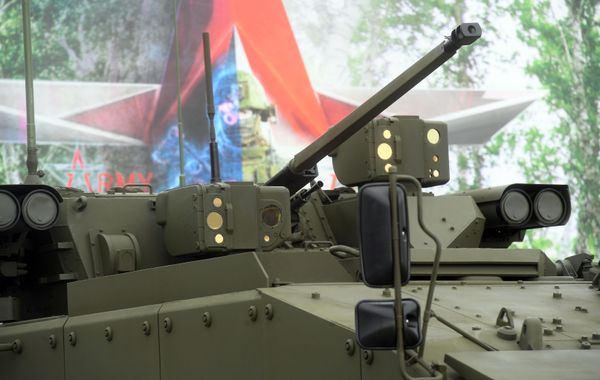 Бумеранг на миллиард долларов укрепит позиции российской оборонки Бумеранг на миллиард долларов укрепит позиции российской оборонки - Sputnik Армения