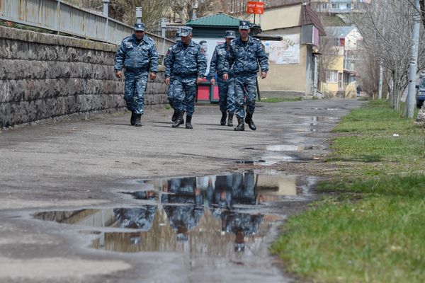 Ոստիկաններ Ոստիկաններ - Sputnik Արմենիա