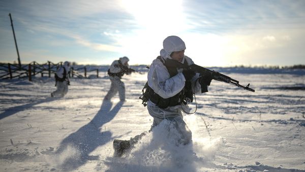 Военнослужащие разведывательного подразделения мотострелкового соединения - Sputnik Армения