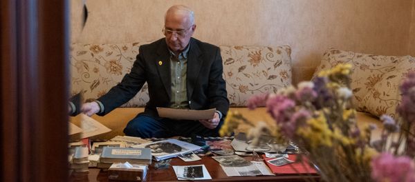 Сын Героя Советского Союза Вазгена Оганесова Владимир Оганесян Сын Героя Советского Союза Вазгена Оганесова Владимир Оганесян - Sputnik Армения