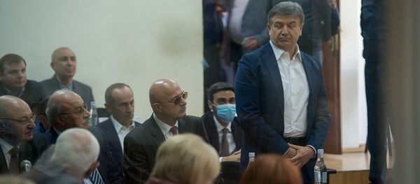 Карен Карапетян на судебном заседании по делу 1 марта (8 мая 2020). Еревaн Карен Карапетян на судебном заседании по делу 1 марта (8 мая 2020). Еревaн - Sputnik Արմենիա