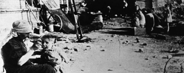 На сталинградских улицах летом 1942 года. - Sputnik Արմենիա
