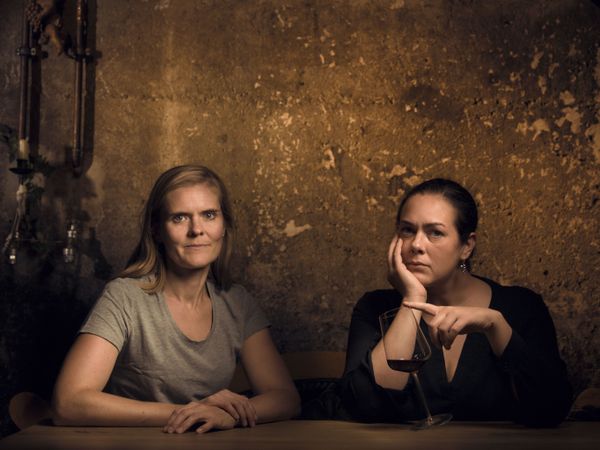 Снимок Meike and Dörte Näkel немецкого фотографа David Weimannt, победивший в категории Errazuriz Wine Photographer of the Year конкурса Pink Lady® Food Photographer of the Year 2020 - Sputnik Армения