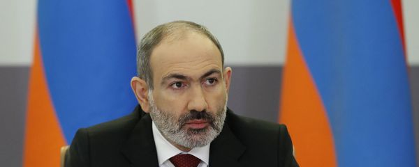 Онлайн пресс-конференция премьер-министра Никола Пашиняна (16 мая 2020). Еревaн Онлайн пресс-конференция премьер-министра Никола Пашиняна (16 мая 2020). Еревaн - Sputnik Армения