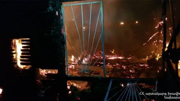 Пожар в селе Лусахпюр (19 мая 2020). Ширак Пожар в селе Лусахпюр (19 мая 2020). Ширак - Sputnik Армения