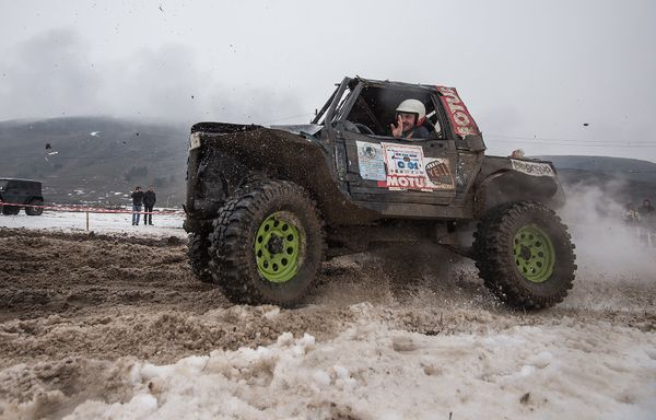 4x4 մրցարշավ Ծաղկաձորում - Sputnik Արմենիա