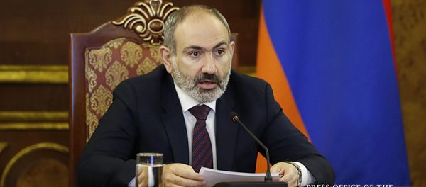 Премьер-министр Никол Пашинян принял участие в очередном заседании Высшего Евразийского экономического совета, которое прошло в формате видеоконференции (19 мая 2020). Еревaн Премьер-министр Никол Пашинян принял участие в очередном заседании Высшего Евразийского экономического совета, которое прошло в формате видеоконференции (19 мая 2020). Еревaн - Sputnik Армения