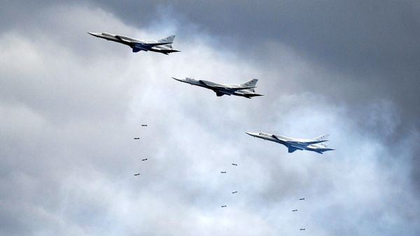 Дальние бомбардировщики Ту-22М3 Дальние бомбардировщики Ту-22М3 - Sputnik Армения