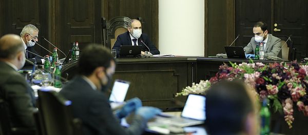 Правительство Армении в защитных медицинских масках во время заседания (21 мая 2020). Еревaн Правительство Армении в защитных медицинских масках во время заседания (21 мая 2020). Еревaн - Sputnik Արմենիա