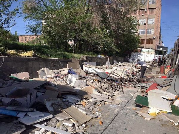 Արաբկիրի պուրակը կսկսի «շնչել». շուրջ 30 կրպակ է ապամոնտաժվում. լուսանկարներ - Sputnik Արմենիա