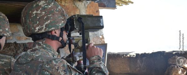  Армянские военннослужащие на боевом посту - Sputnik Армения