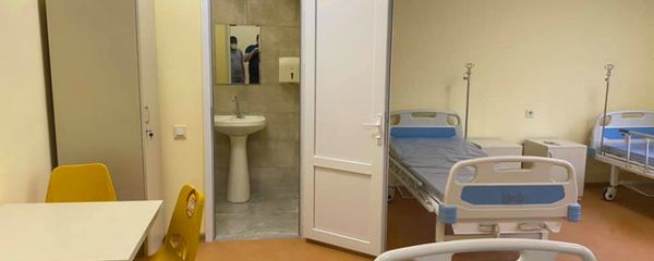 Новое здание отделения инфекционных болезней мед. центра Сурб Аствацамайр (25 мая 2020). Еревaн - Sputnik Արմենիա
