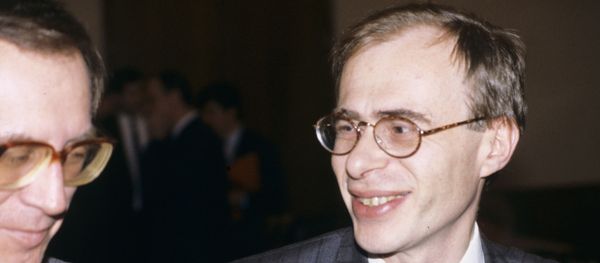 Владимир Михайлович Лопухин, министр топлива и энергетики России - Sputnik Армения