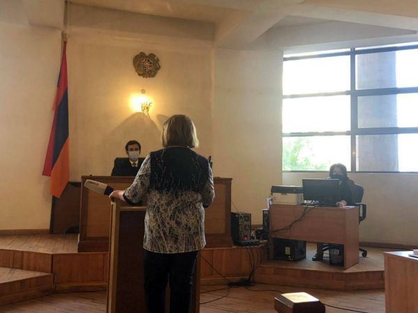 Армянке не пристало такое: отец потребовал жестко наказать мать-детоубийцу из Гюмри Армянке не пристало такое: отец потребовал жестко наказать мать-детоубийцу из Гюмри - Sputnik Армения