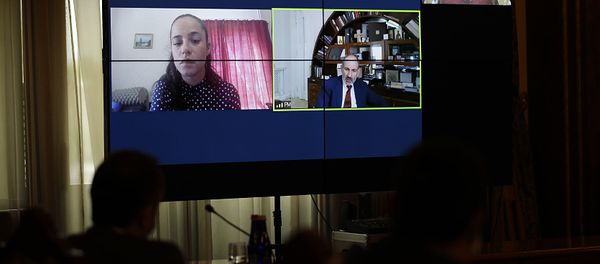 Совещание в правительстве с участием премьер-министра Никола Пашиняна по теме гражданской авиации (3 июня 2020). Еревaн - Sputnik Արմենիա