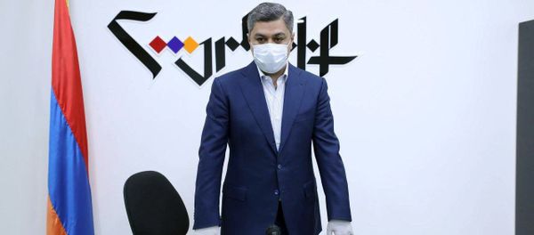 Артур Ванецян на заседании партии Родина - Sputnik Արմենիա