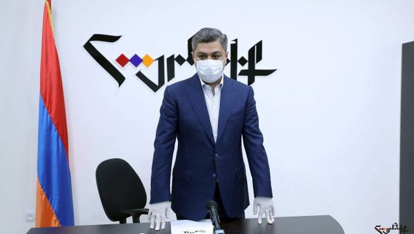 Артур Ванецян на заседании партии Родина - Sputnik Армения