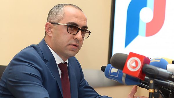 Заместитель председателя КГД Эдвард Ованнисян во время пресс-конференции (13 августа 2019). Еревaн - Sputnik Армения