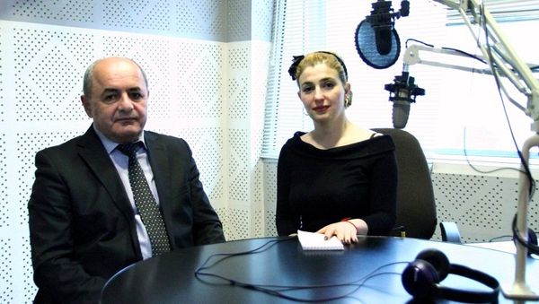 Գառնիկ Պետրոսյան և Ամալյա Պապյան - Sputnik Արմենիա
