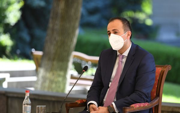 Արսեն Թորոսյան Արսեն Թորոսյան - Sputnik Արմենիա