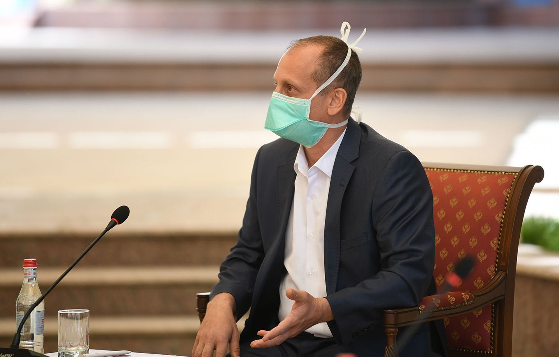 Когда температура бьет рекорды: известный армянский кардиохирург сказал, как пережить жару Когда температура бьет рекорды: известный армянский кардиохирург сказал, как пережить жару - Sputnik Армения, 1920, 26.06.2021