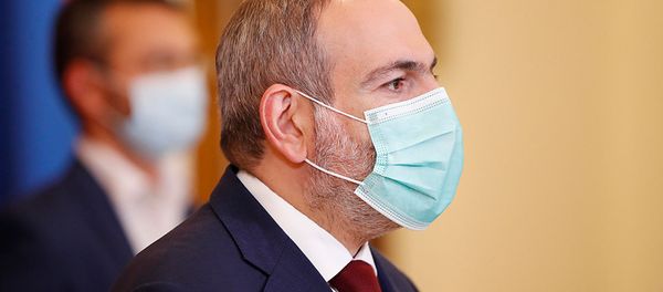 Премьер-министр Никол Пашинян во время брифинга (11 июня 2020). Еревaн - Sputnik Արմենիա