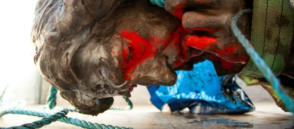 Статуя Эдварда Колстона на земле, Бристоль, Великобритания Статуя Эдварда Колстона на земле, Бристоль, Великобритания - Sputnik Армения