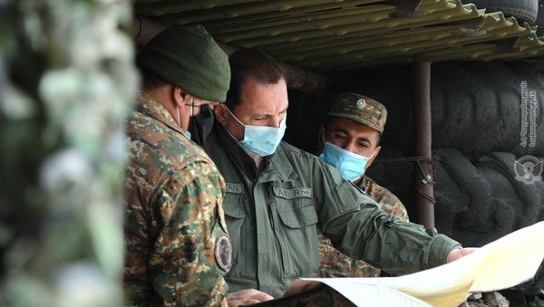 Министр обороны Давид Тоноян посетил военные части на юго-востоке страны (12 июня 2020). Армения - Sputnik Армения