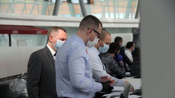 Граждане России возвращаются на родину рейсом Еревaн - Москвa - Казань - Махачкала (15 июня 2020). Еревaн - Sputnik Արմենիա