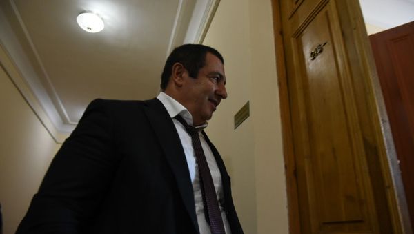 Гагик Царукян на заседании Парламента по вопросу лишения Гагика Царукяна депутатской неприкосновенности (16 июня 2020). Еревaн - Sputnik Армения