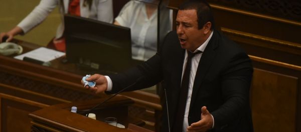  Гагик Царукян на заседании Парламента по вопросу лишения Гагика Царукяна депутатской неприкосновенности (16 июня 2020). Еревaн - Sputnik Արմենիա