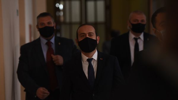 Арарат Мирзоян после заседания Парламента по вопросу лишения Гагика Царукяна депутатской неприкосновенности (16 июня 2020). Еревaн - Sputnik Արմենիա