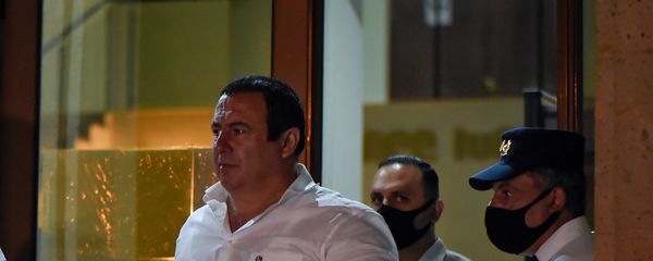 Гагик Царукян покидает суд после завершения заседания (17 июня 2020). Еревaн Гагик Царукян покидает суд после завершения заседания (17 июня 2020). Еревaн - Sputnik Армения