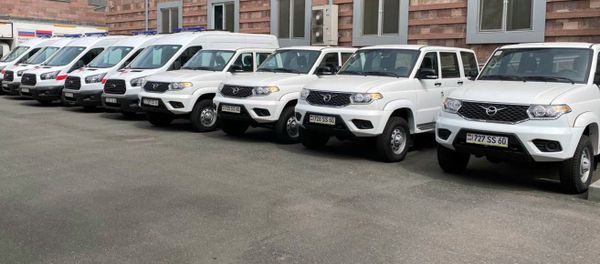 Новые автомобили для службы «Скорая помощь» в Армении - Sputnik Армения