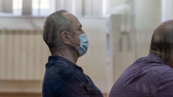 Роберт Кочарян на судебном заседании по делу 1 марта (23 июня 2020). Еревaн Роберт Кочарян на судебном заседании по делу 1 марта (23 июня 2020). Еревaн - Sputnik Армения