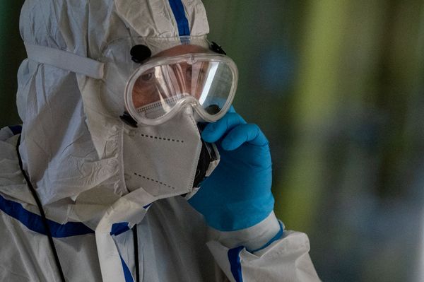 Выход в открытый вирус, или Несколько часов в армянской коронавирусной реанимации Выход в открытый вирус, или Несколько часов в армянской коронавирусной реанимации - Sputnik Армения