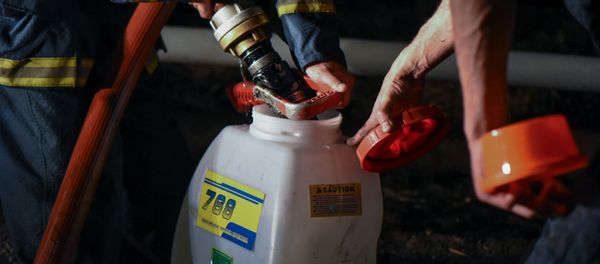 МЧС на месте пожара в Цицернакаберде (26 июня 2020). Еревaн МЧС на месте пожара в Цицернакаберде (26 июня 2020). Еревaн - Sputnik Армения