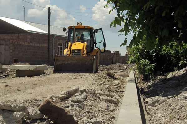 «Փողոցներով որ ման գաս, 1 փոս չես գտնի». Գյումրին է՛լ ավելի գեղեցիկ է լինելու - Sputnik Արմենիա