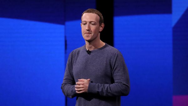 Гигантские финансовые потери Facebook — в чем причина? - Sputnik Армения