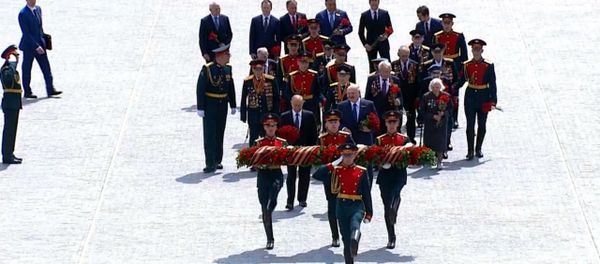 Путин и Лукашенко на открытии Ржевского мемориала советскому солдату - Sputnik Армения