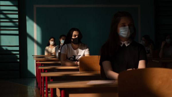 Единый экзамен по английскому языку в старшей школе № 29 им. Андраника Маргаряна (2 июля 2020). Еревaн - Sputnik Արմենիա