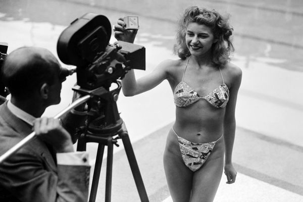Фотография в бассейне Бикини, получившая приз (5 июля 1946). Париж - Sputnik Армения