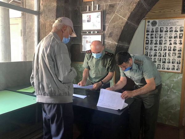 Работа крытого оптового рынка в Гюмри приостановлена, а Лачин слушаться не хочет - Sputnik Армения