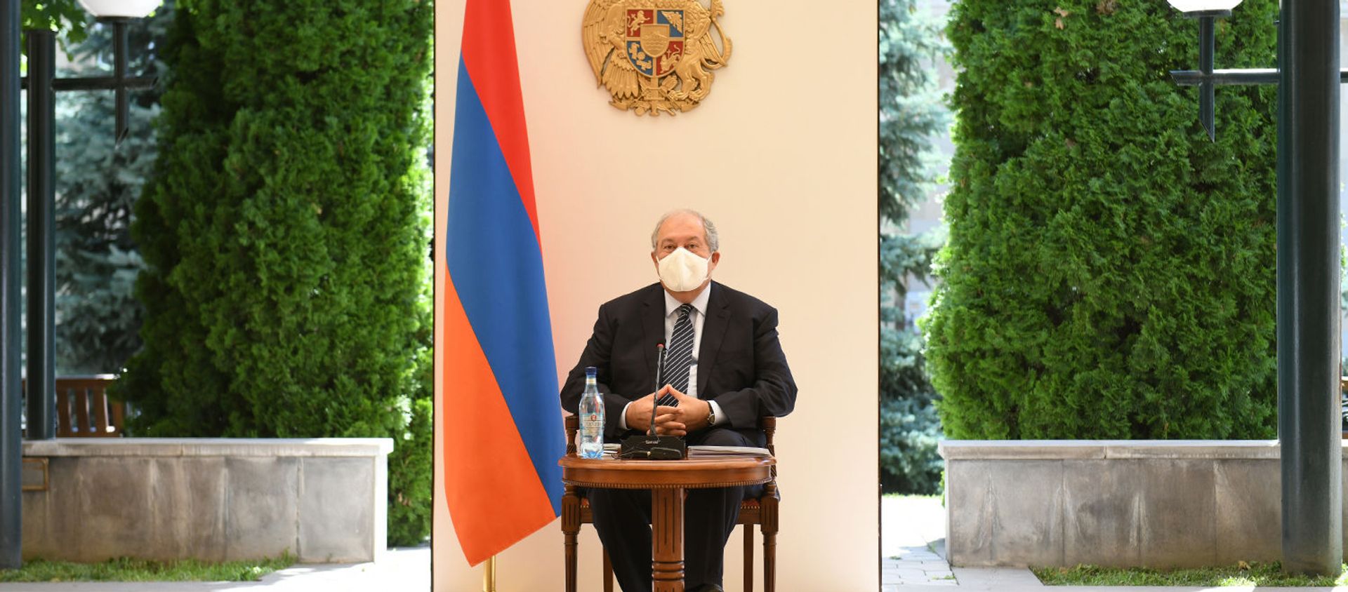 Президент Армен Саркисян встретился с группой специалистов Комиссии по Конституционным реформам (7 июля 2020). Еревaн - Sputnik Արմենիա, 1920, 10.07.2021
