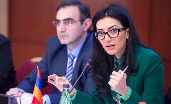 Арпине Ованнисян - Sputnik Արմենիա